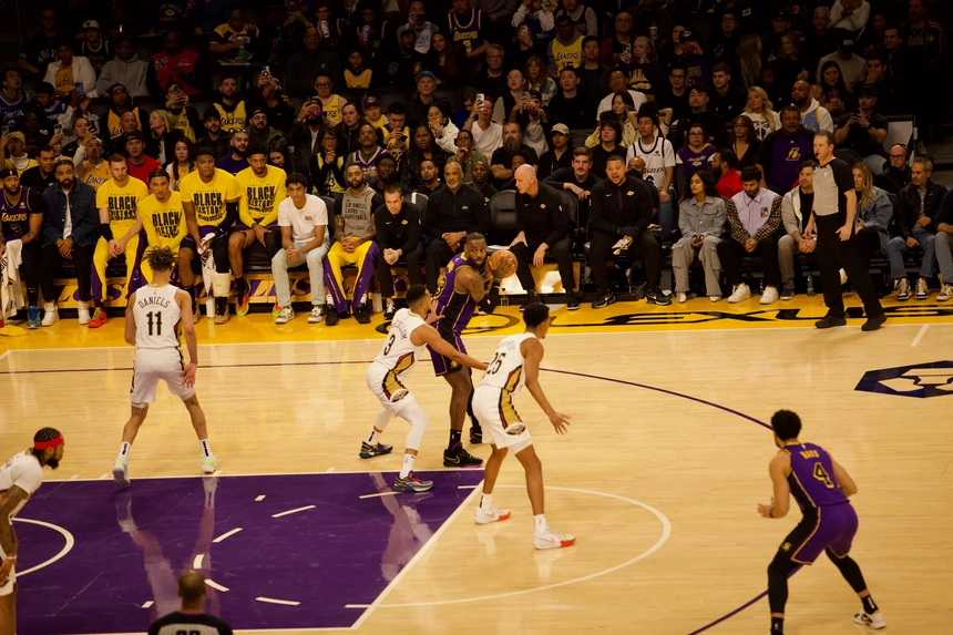 match nba lakers - los angeles